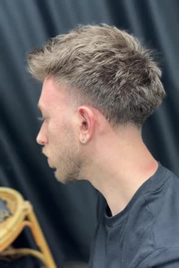 Karagözler Pompadour